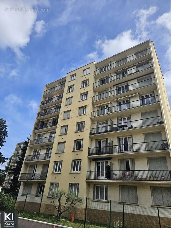 Appartement à VILLEURBANNE
