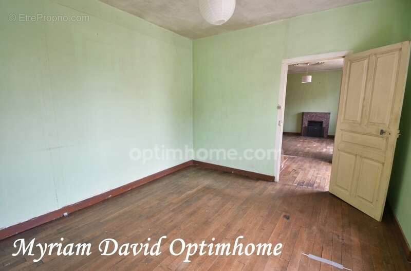 Maison à rénover de 107 m² avec jardin et garage – Proche centre-ville de Rostrenen - photo 14