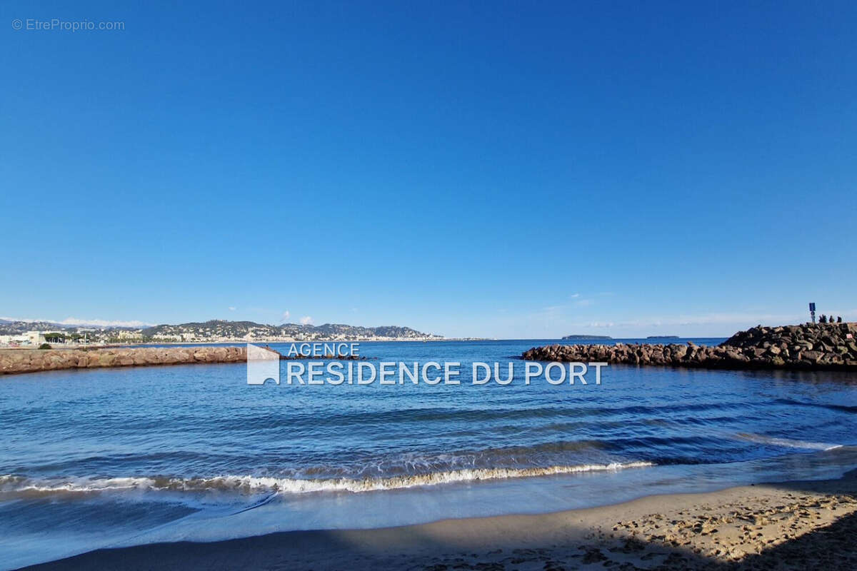 Appartement à MANDELIEU-LA-NAPOULE