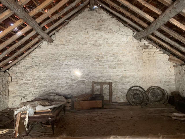 Maison à ANCY-LE-FRANC