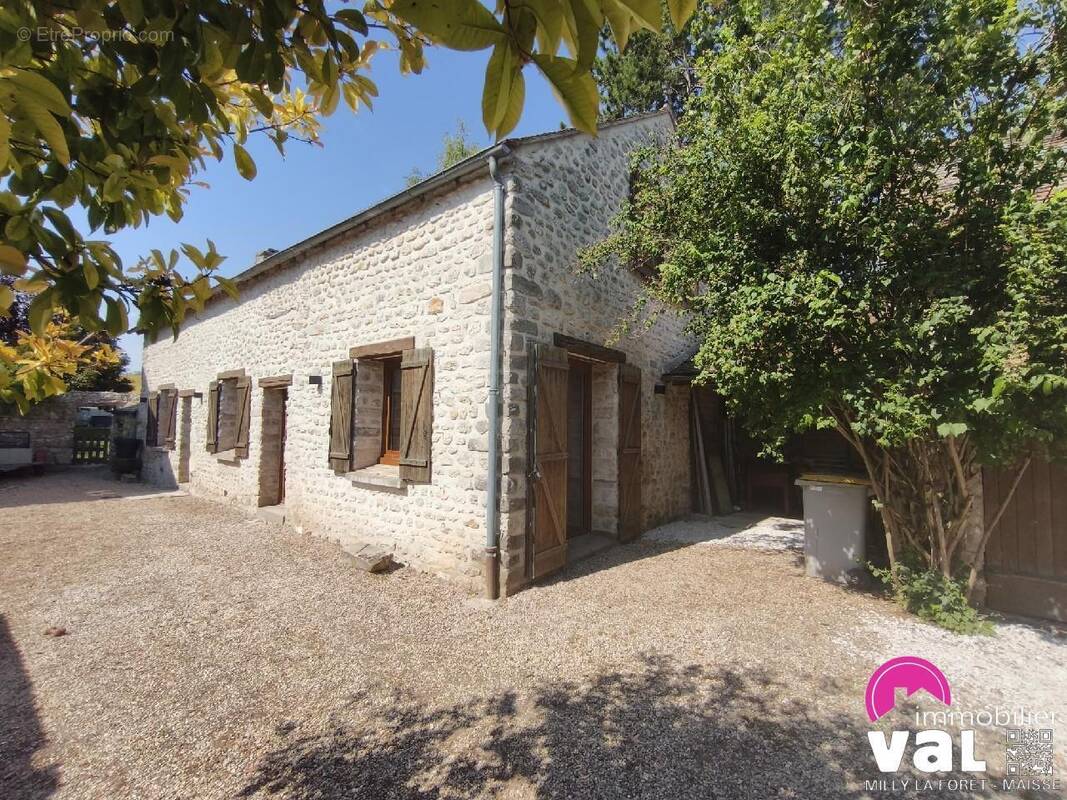 Maison à LA FERTE-ALAIS