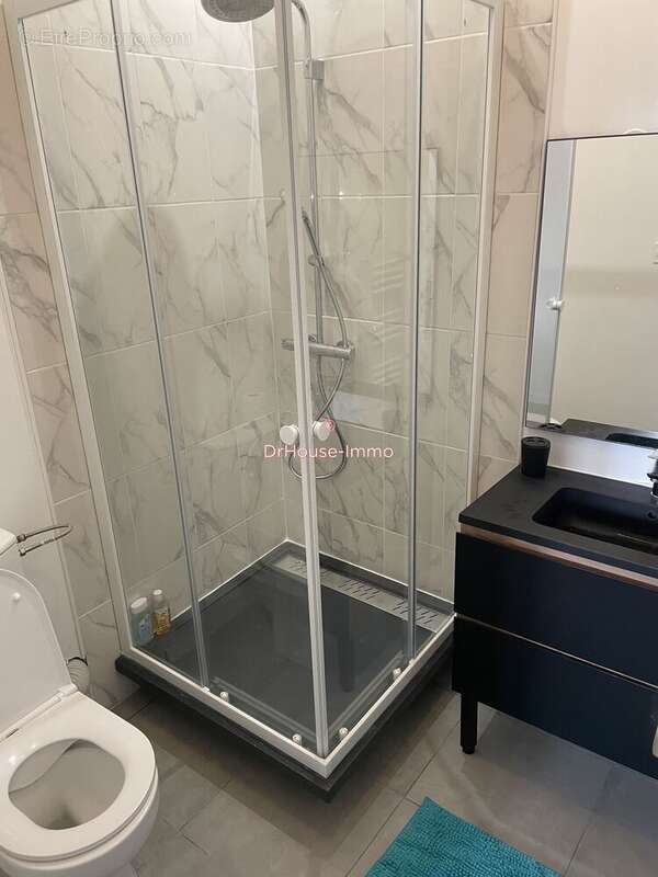 Appartement 270 m² à Gond-Pontouvre  - photo 6