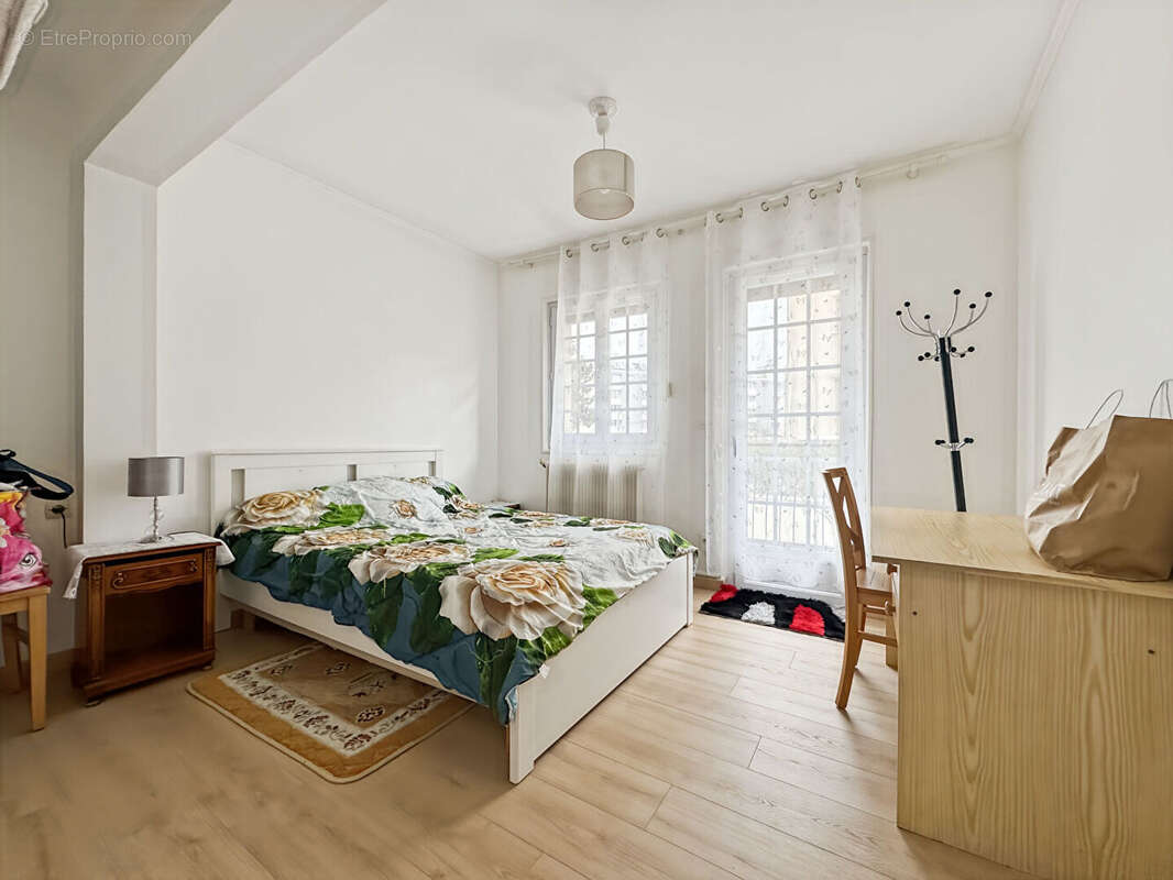 Maison à MONTREUIL