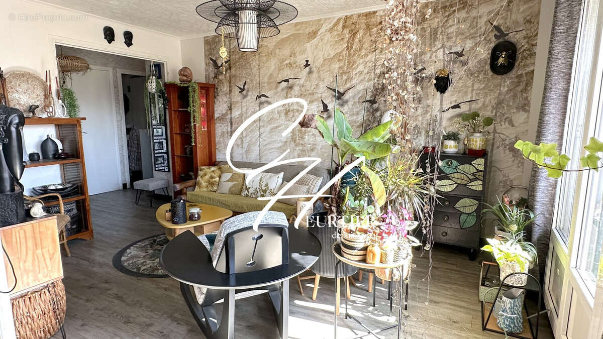 Appartement à SAINT-MARTIN-LE-VINOUX