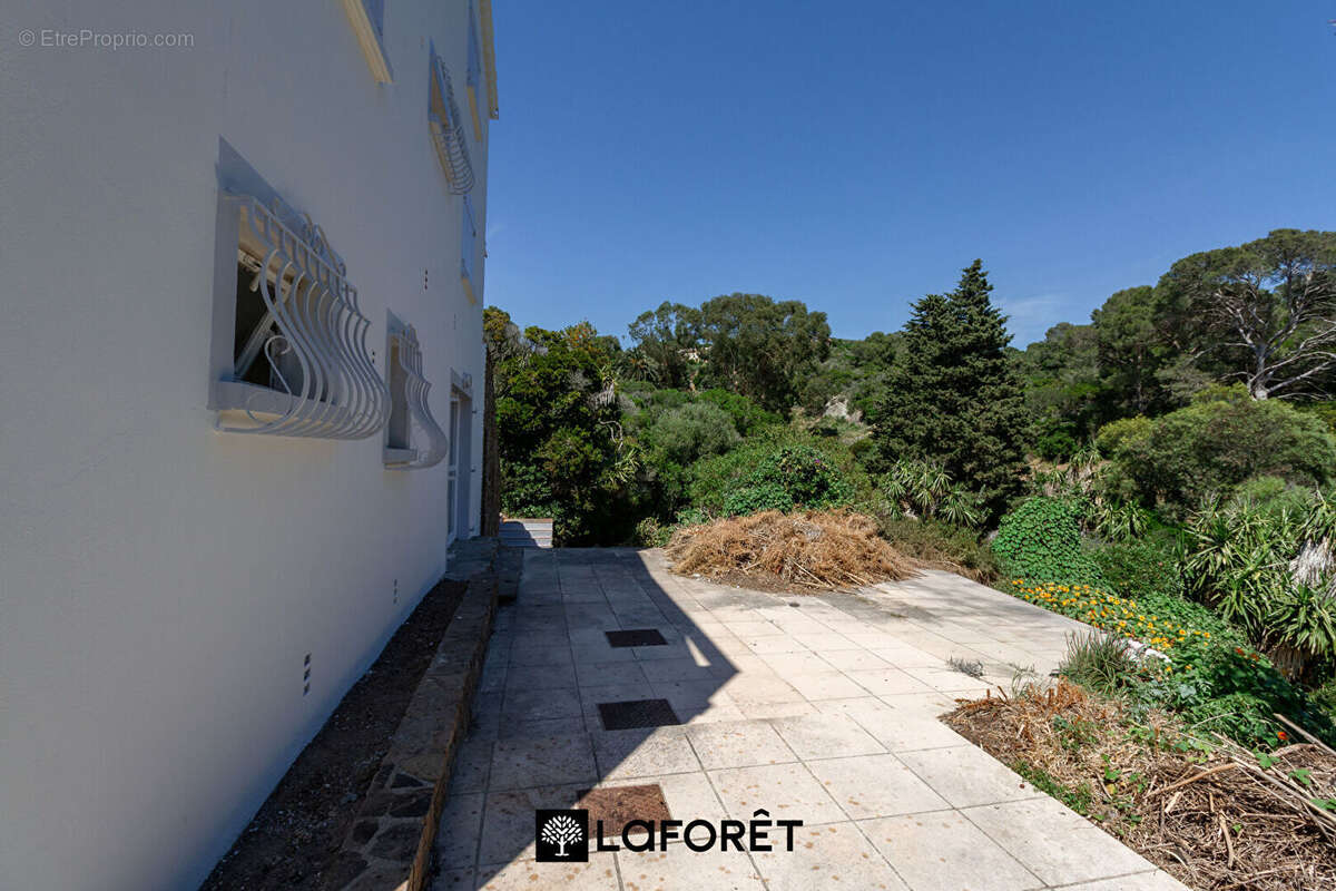 Maison à HYERES
