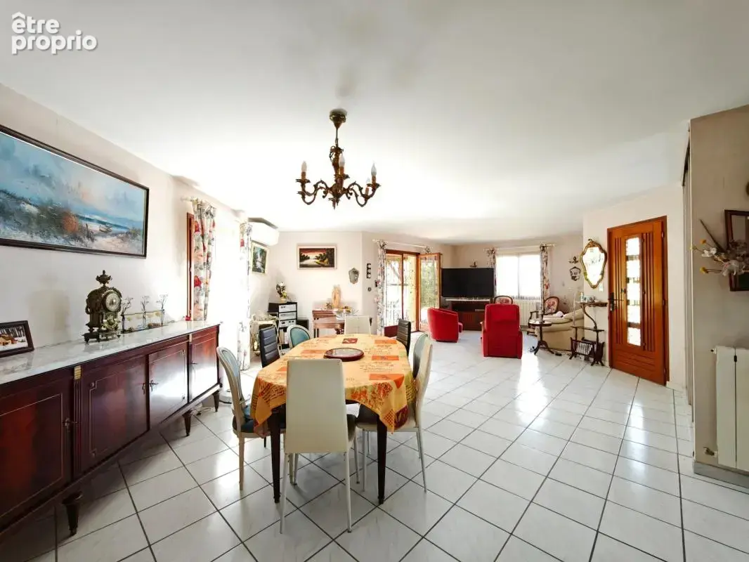 Maison à vendre 8 pièces AUBIERE (63) - photo 17