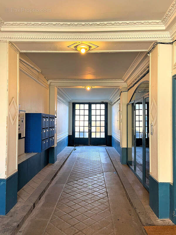 Appartement à LES LILAS