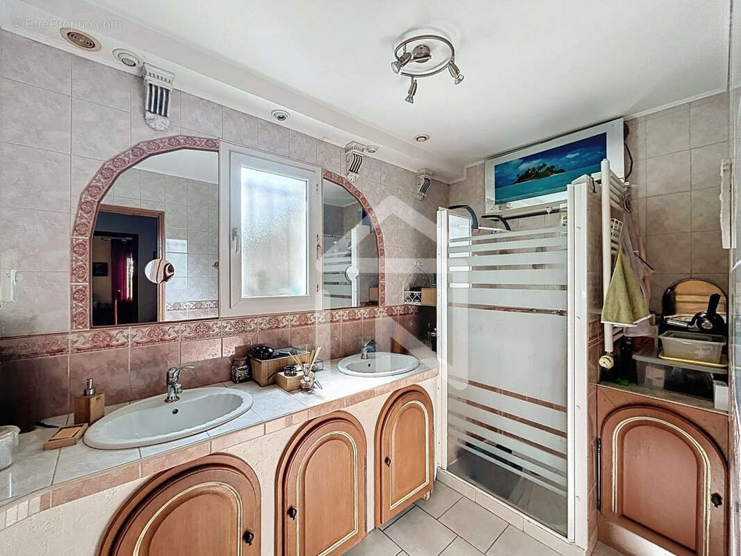 Maison à BOURG-LES-VALENCE