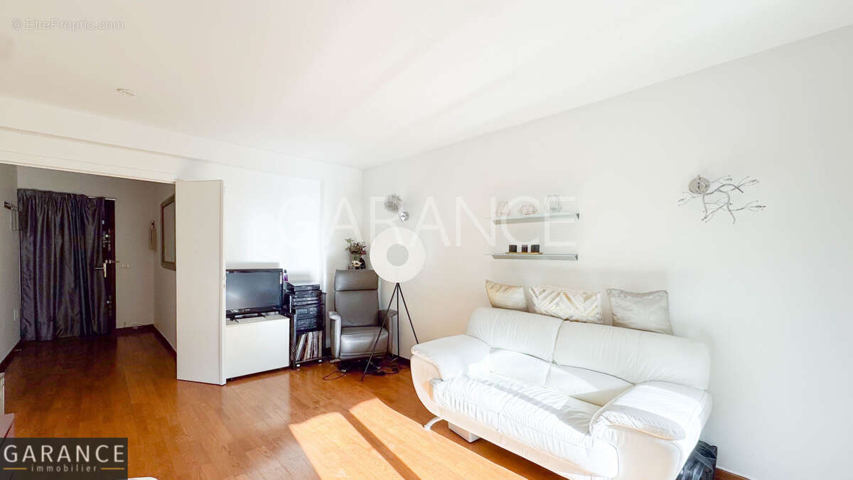 Appartement à PARIS-12E