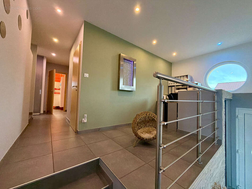 Maison à MONTOIS-LA-MONTAGNE