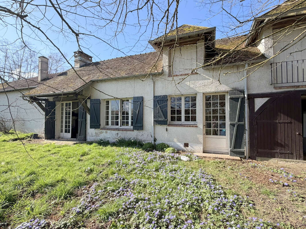 Maison à CONDE-SUR-VESGRE
