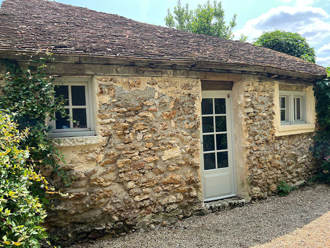Maison à FEUCHEROLLES