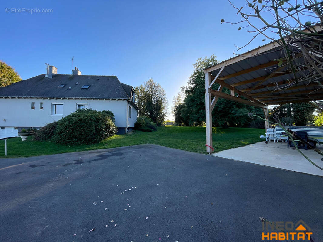 Maison à PLEUMELEUC