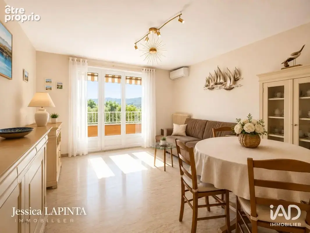 Photo 1 - Appartement à SANARY-SUR-MER