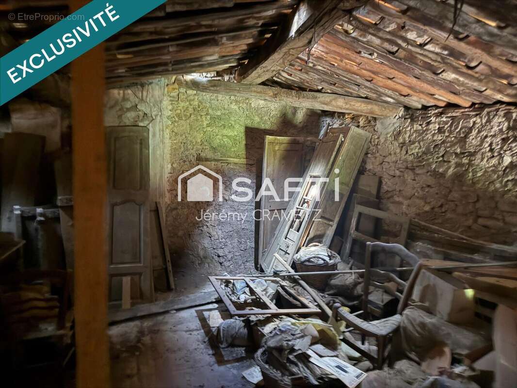 Photo 4 - Maison à ENTRECASTEAUX