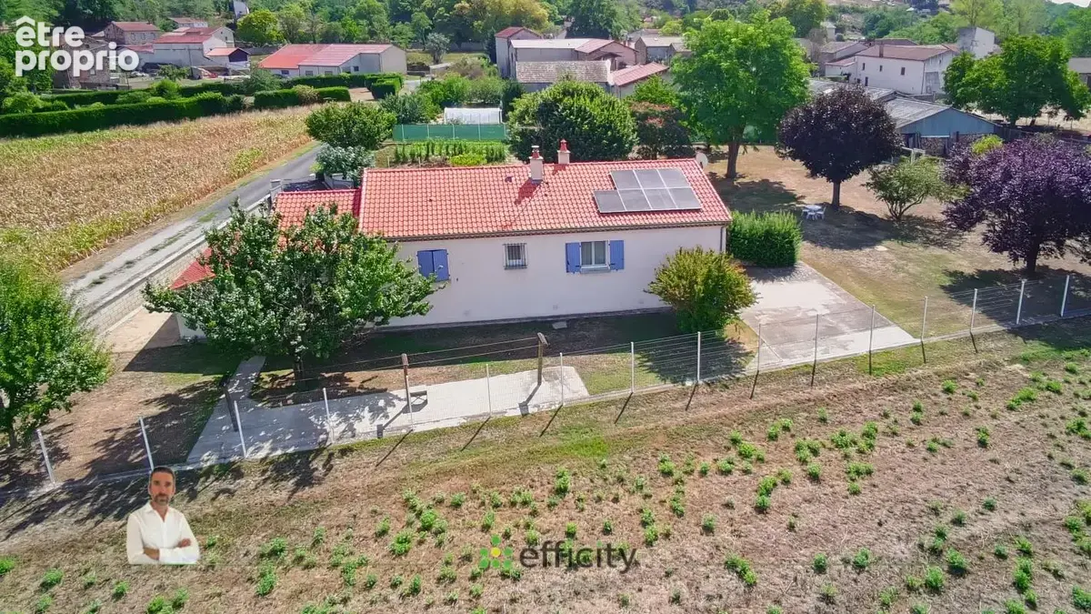 Maison 123 m² à Azerat  - photo 4