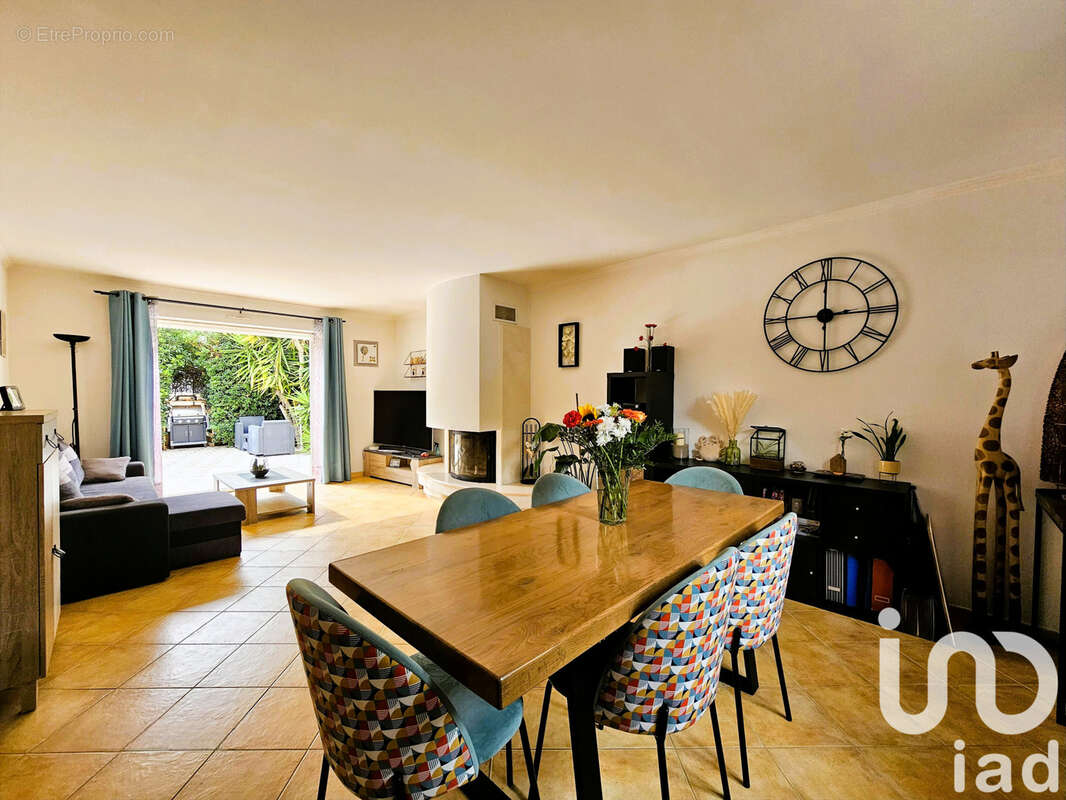 Photo 7 - Maison à FREJUS