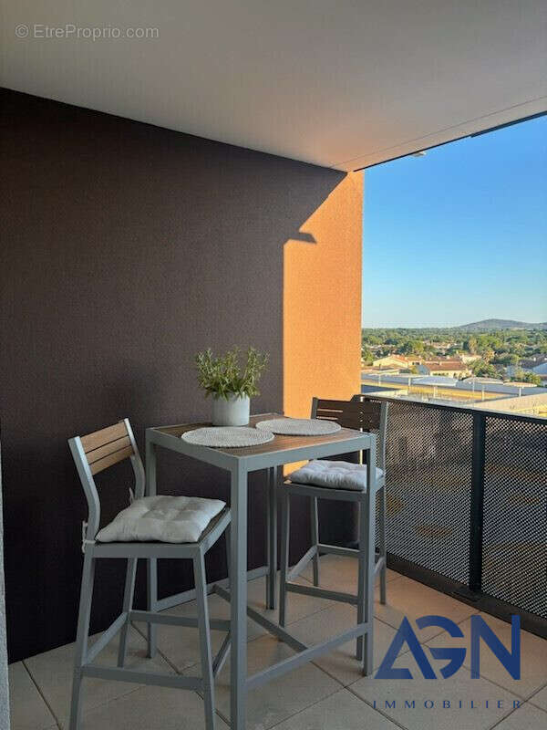 Appartement à JUVIGNAC