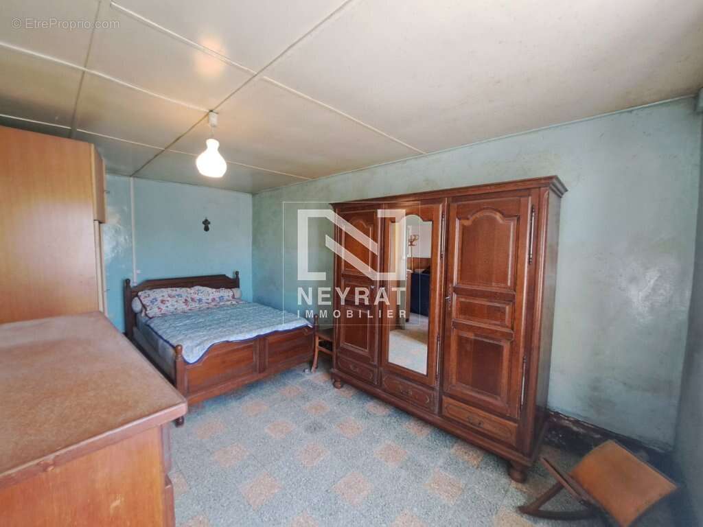 Maison à SAINT-FORGEOT