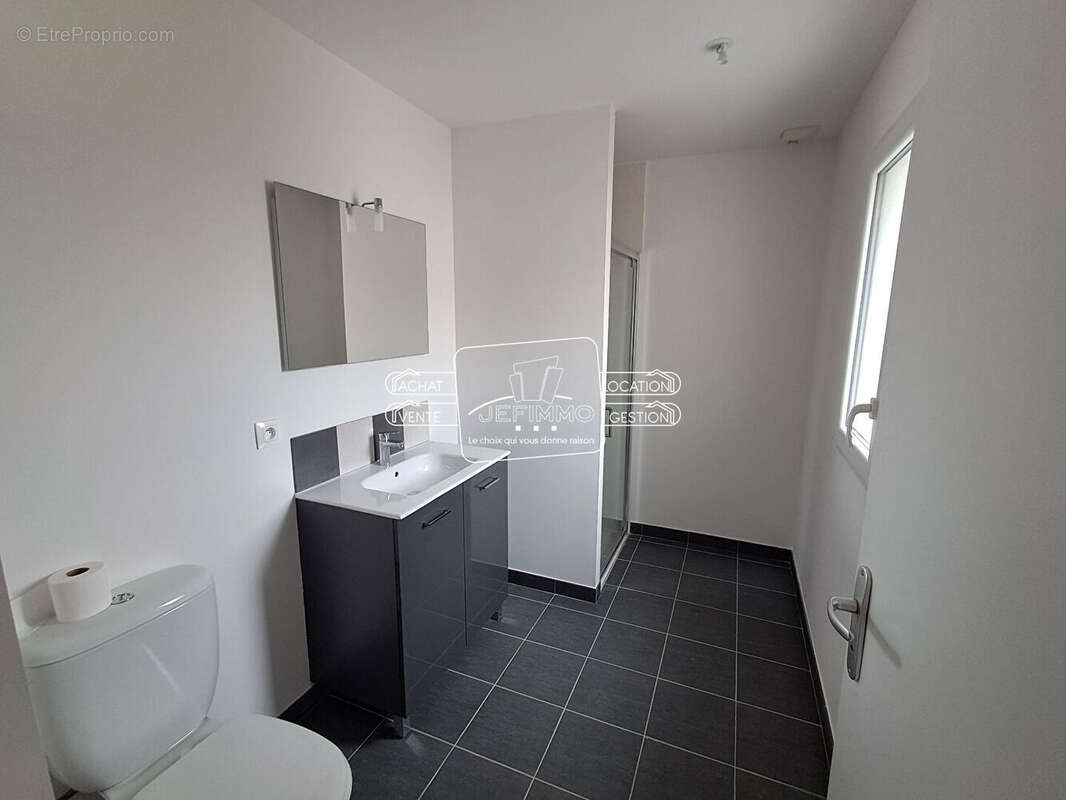 Maison à LE CELLIER