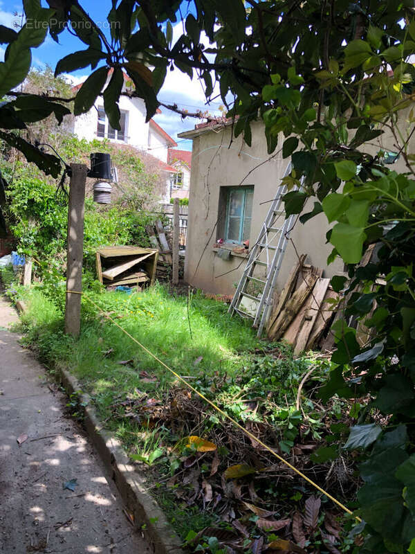 Terrain à VILLEJUIF