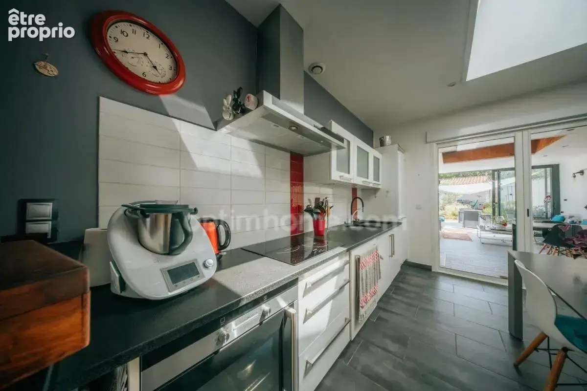 Maison à vendre 6 pièces LA ROCHELLE (17) - photo 14