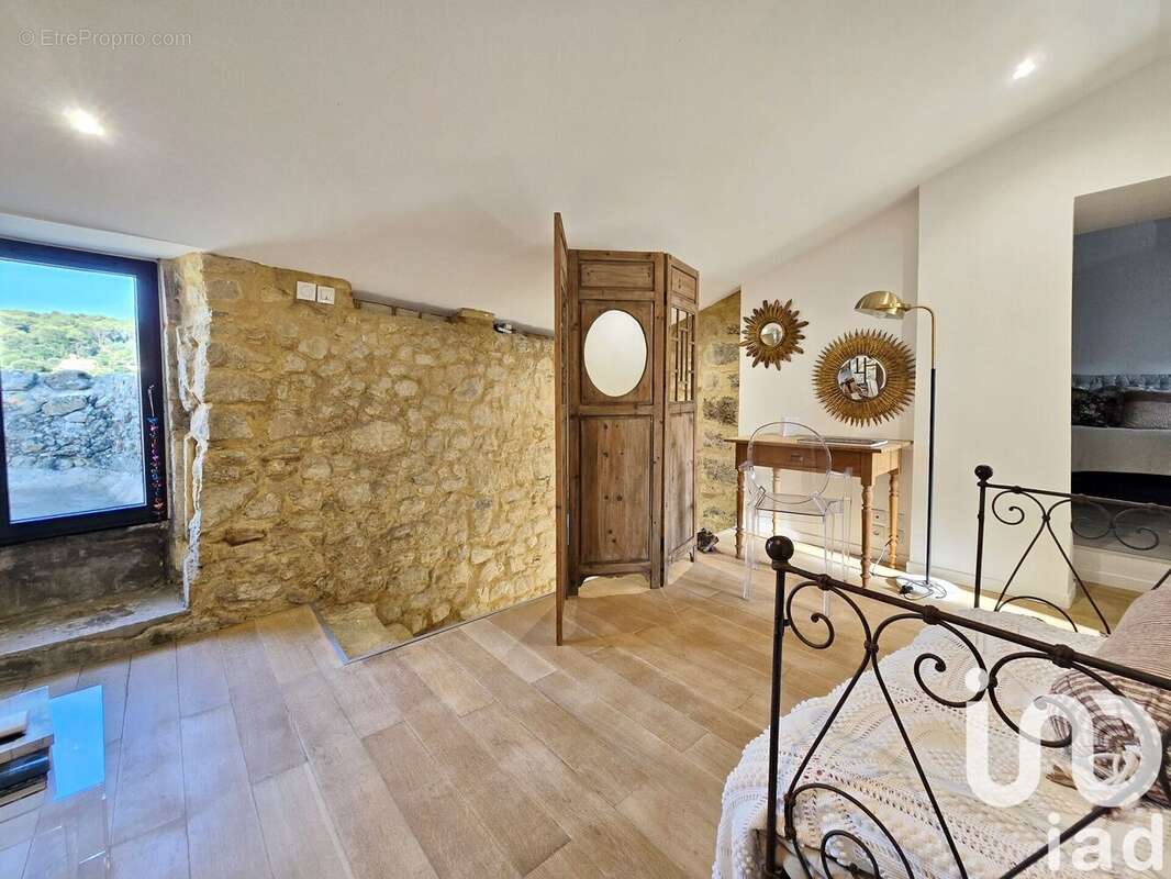 Maison 133 m² à Cornillon  - photo 9