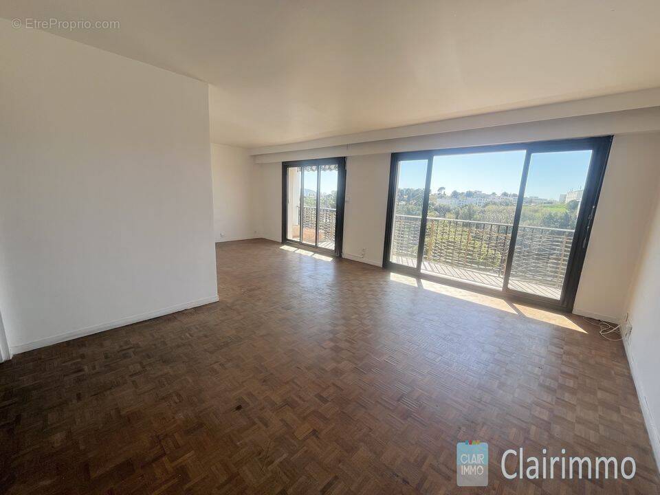 Appartement à MARSEILLE-13E