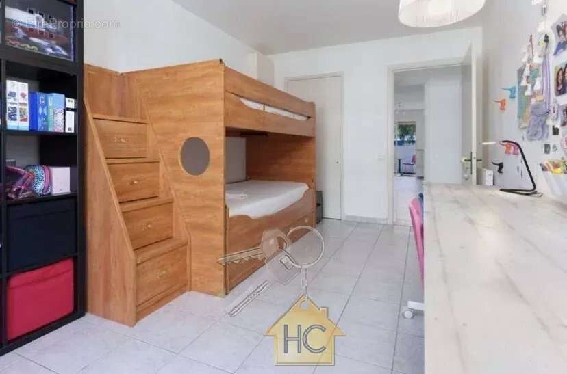 Appartement à LE CANNET