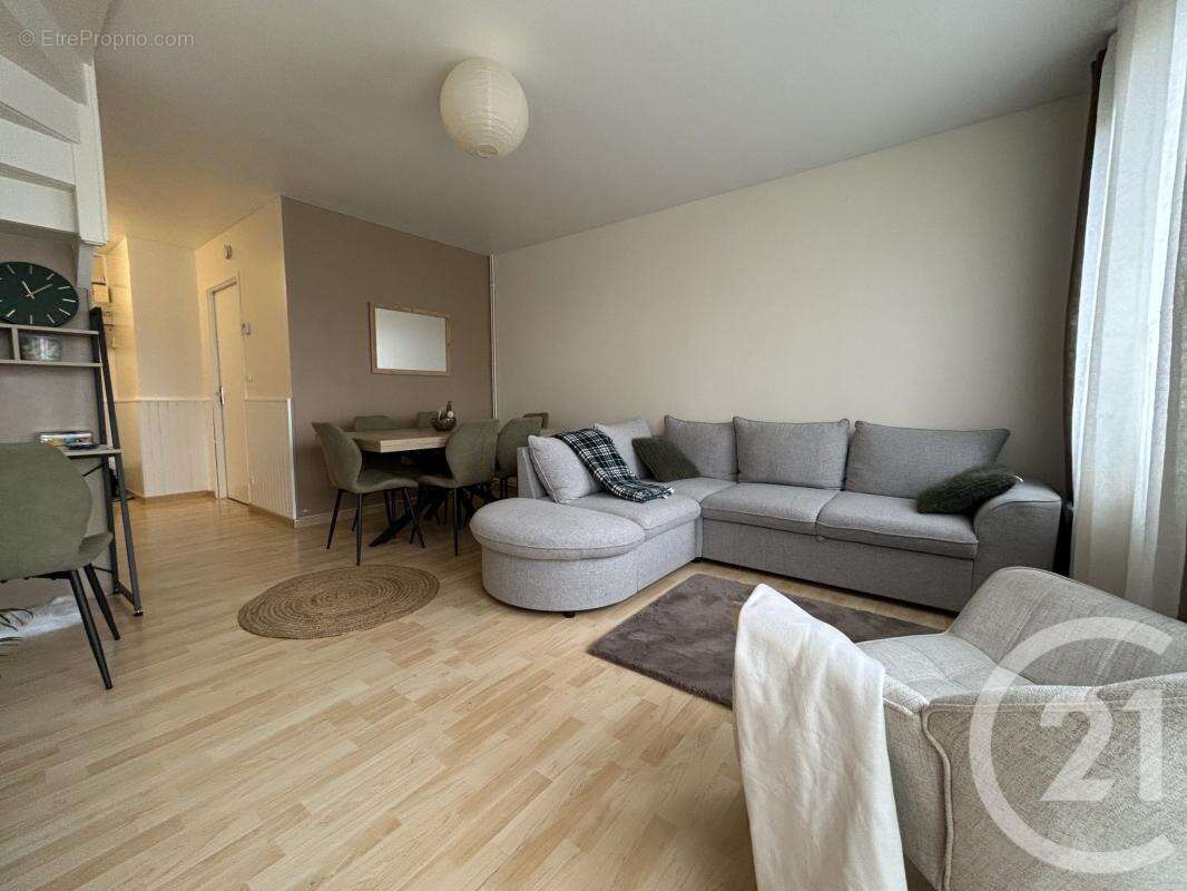 Maison à PONT-SAINTE-MAXENCE