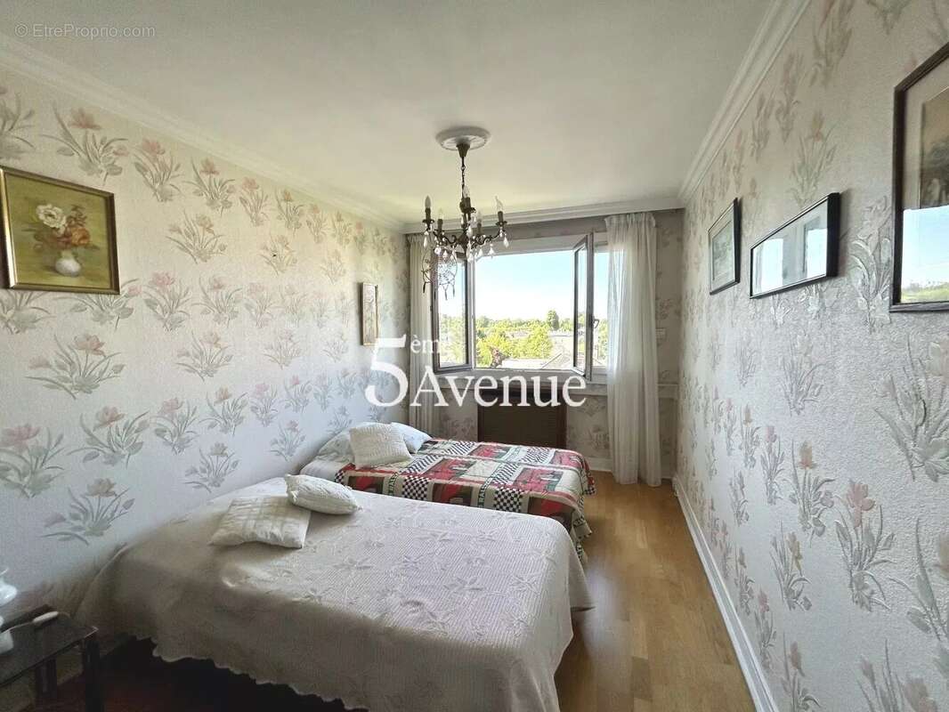 Appartement à SAINT-MAUR-DES-FOSSES