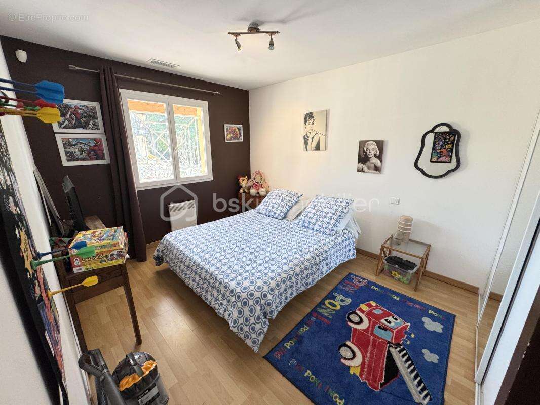 Maison à VILLENEUVE-LES-BEZIERS