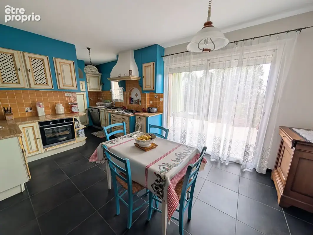 Chuyer : maison de 207 m² sur terrain de 1300 m2 - photo 8