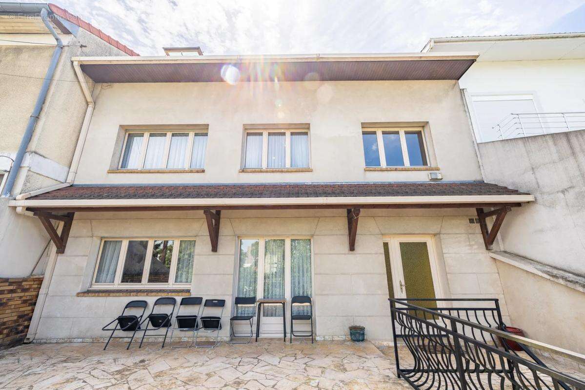 Maison à NOISY-LE-SEC