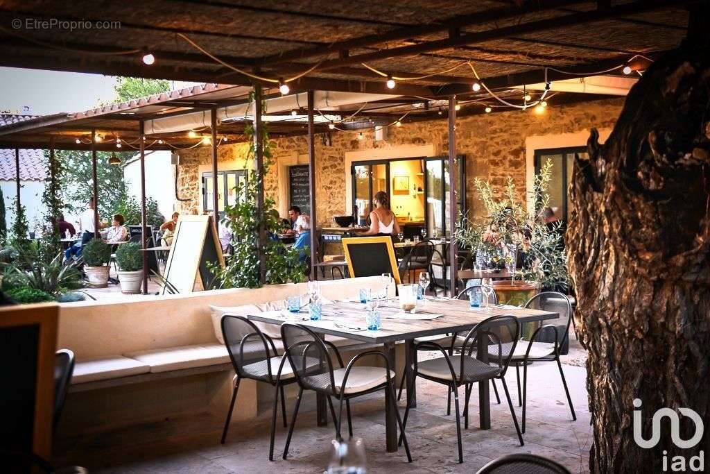 Photo 2 - Commerce à SERVIERS-ET-LABAUME