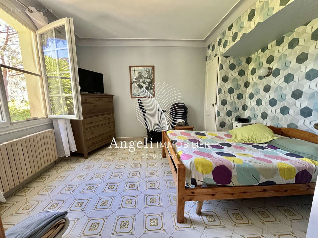 Maison à FREJUS