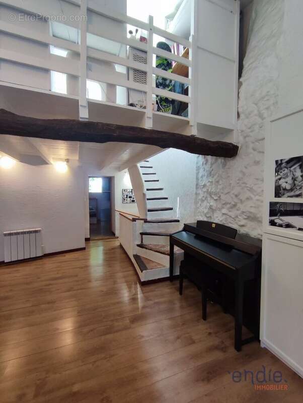 Appartement à LORGUES