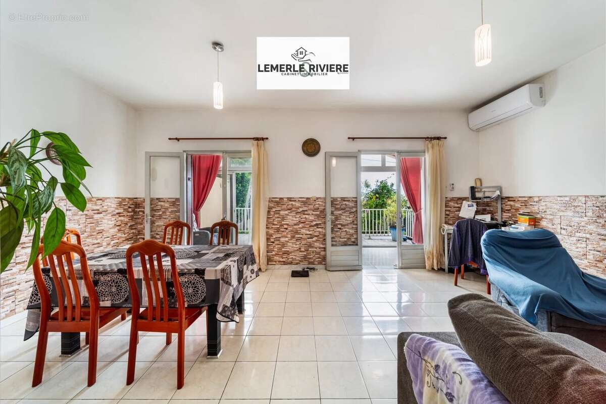 Maison à SAINT-PIERRE