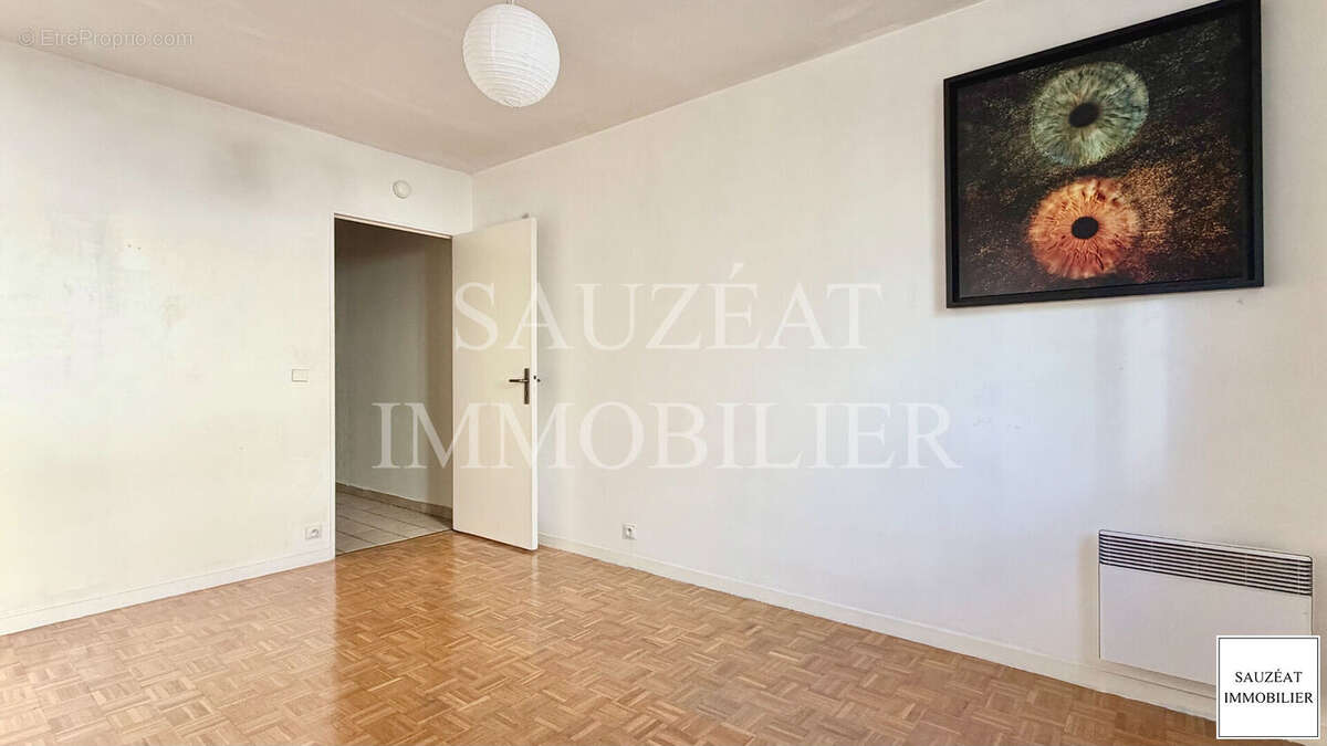 Appartement à MONTROUGE