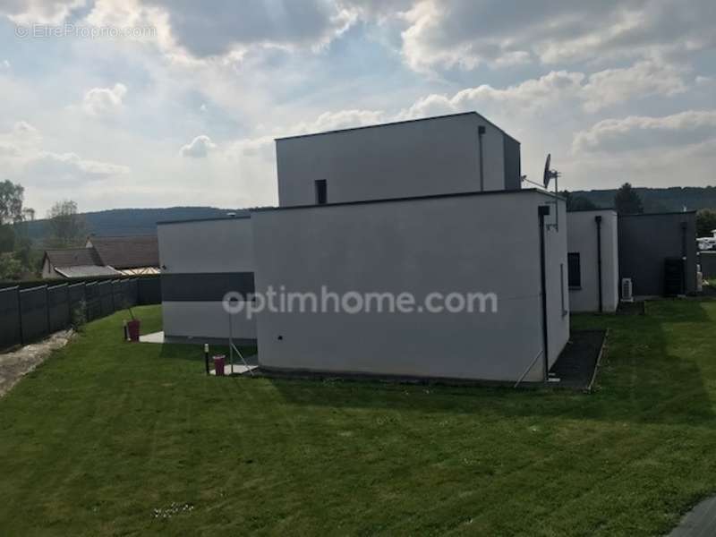 Maison à GLOS-SUR-RISLE