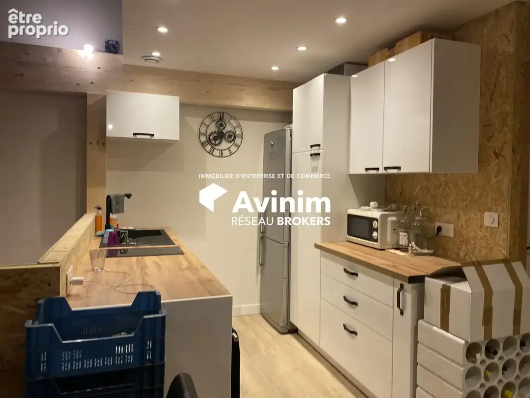 Commerce 270 m² à vendre à Montauroux (83440) - photo 4
