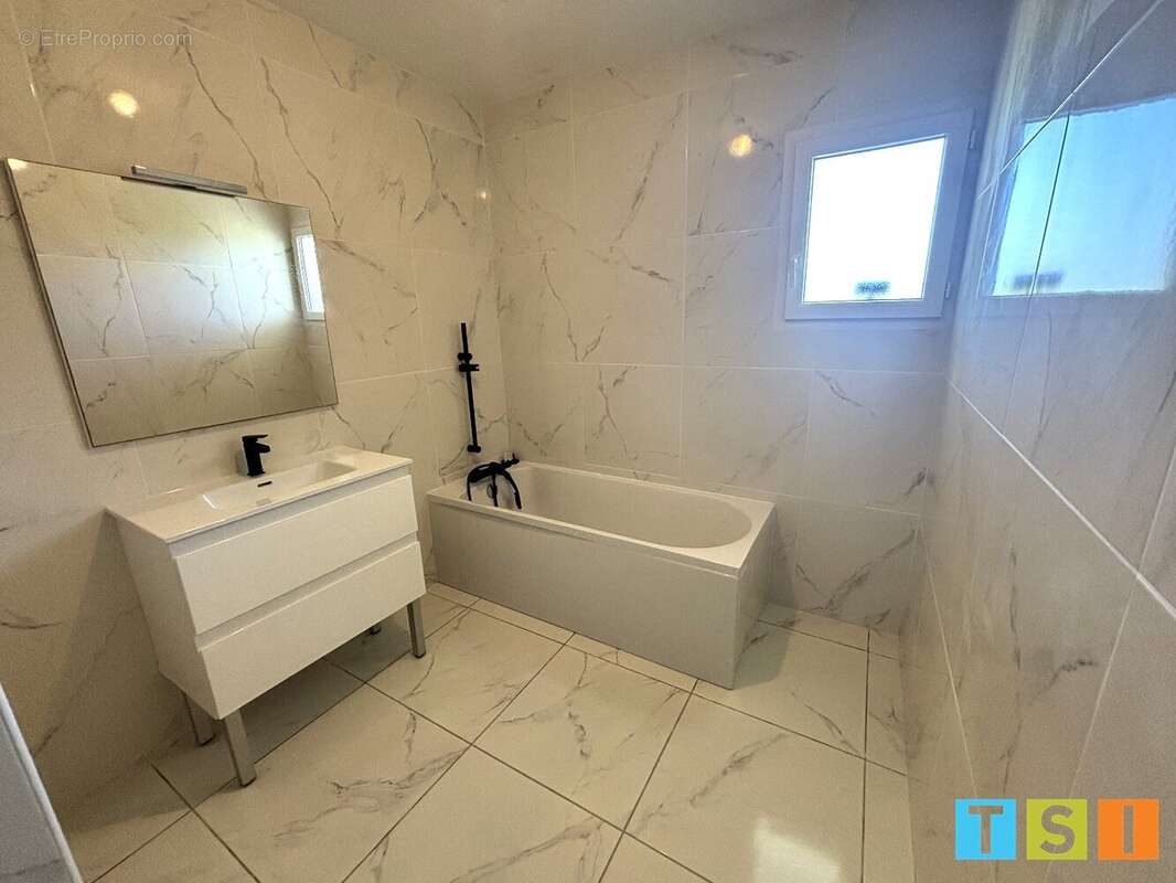 Maison contemporaine de 2024  DPE A  Vue exceptionnelle sur les Pyrénées - photo 10