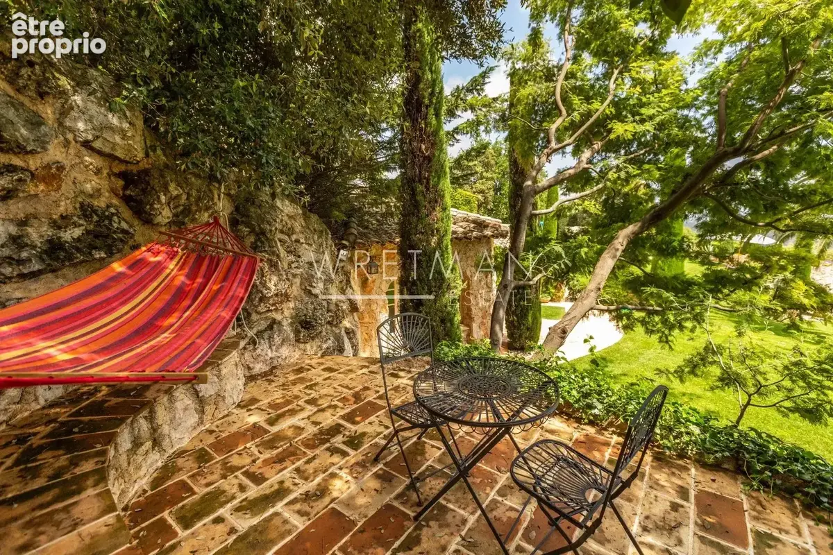 Maison en pierre authentique de Robert Dallas avec vue sur la mer et un court de tennis – Tourrettes-sur-Loup - photo 26