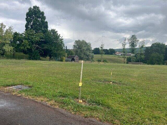 Terrain à VESOUL