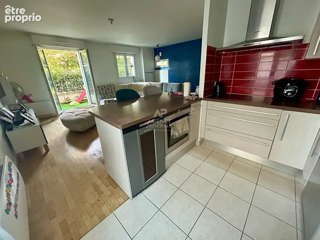 Appartement Poissy 4 pièce(s) 85.6 m2 - photo 2