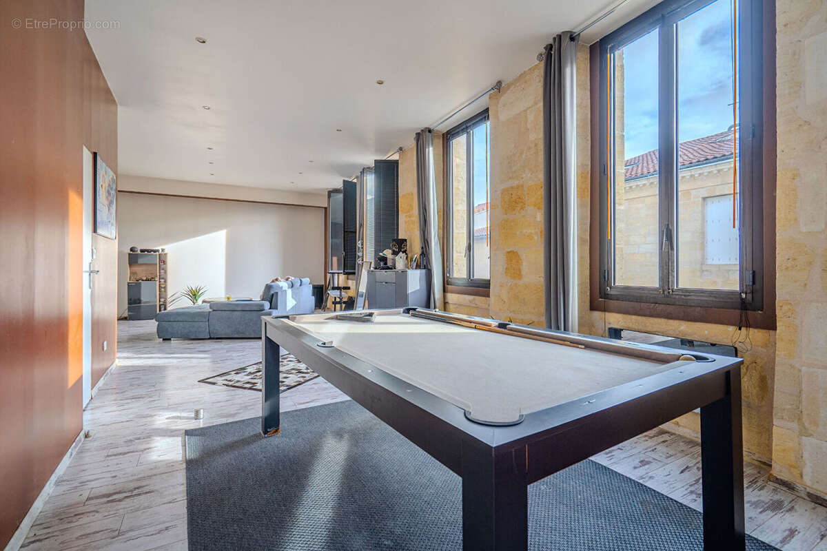 Appartement à BORDEAUX