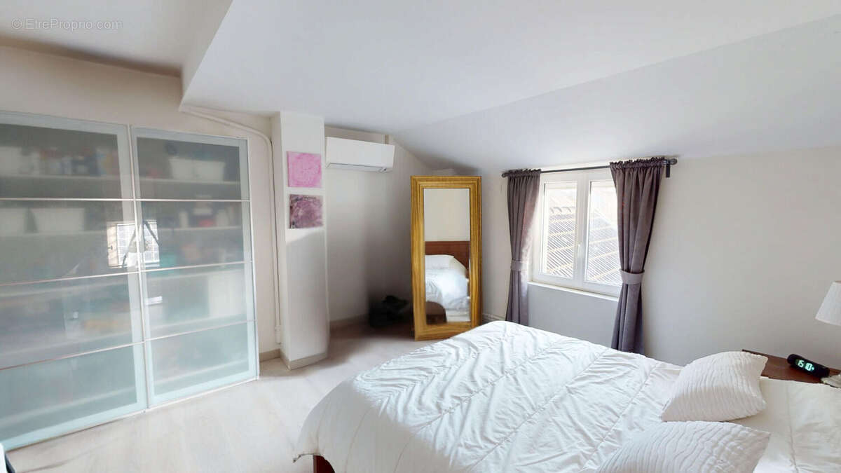 Maison à BAILLY-ROMAINVILLIERS