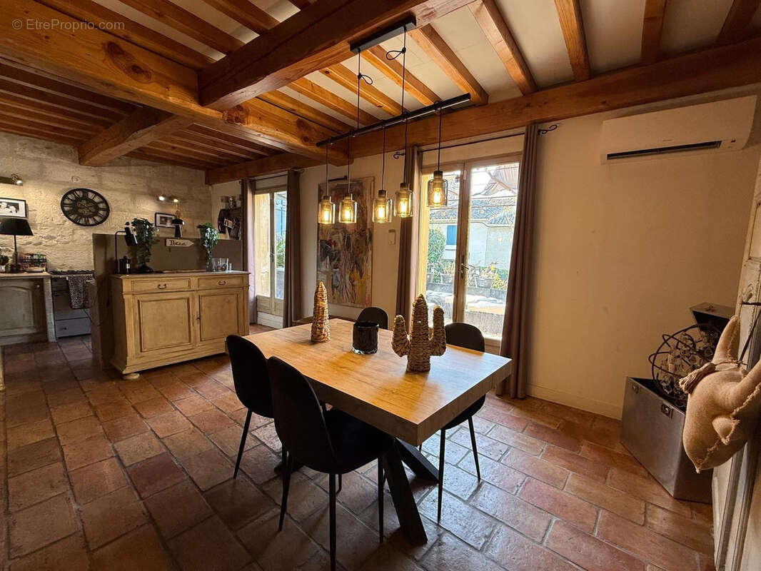 Maison à SAINT-GILLES