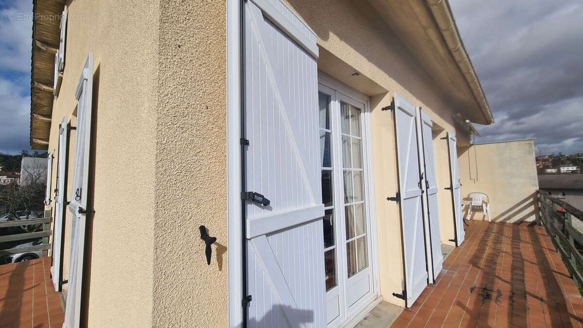 Maison à LA TALAUDIERE
