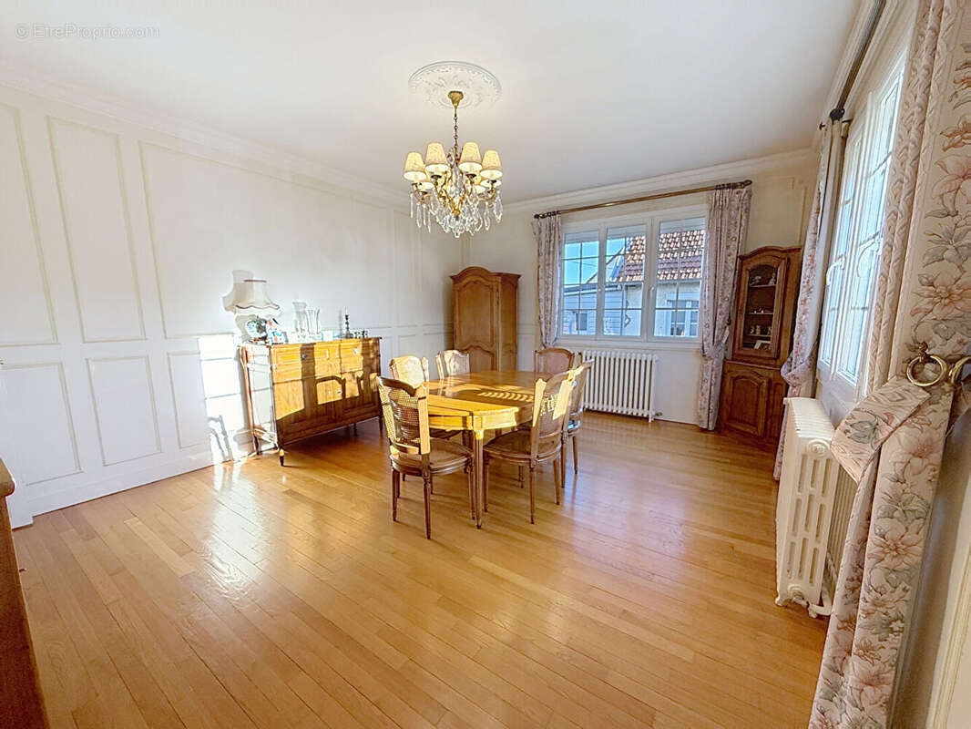 Maison à SOTTEVILLE-LES-ROUEN